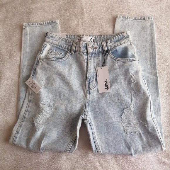 Urban Planet Refuge Denim Vintage High Rise Distressed Light Wash Mom Jeans - Picture 2 of 12